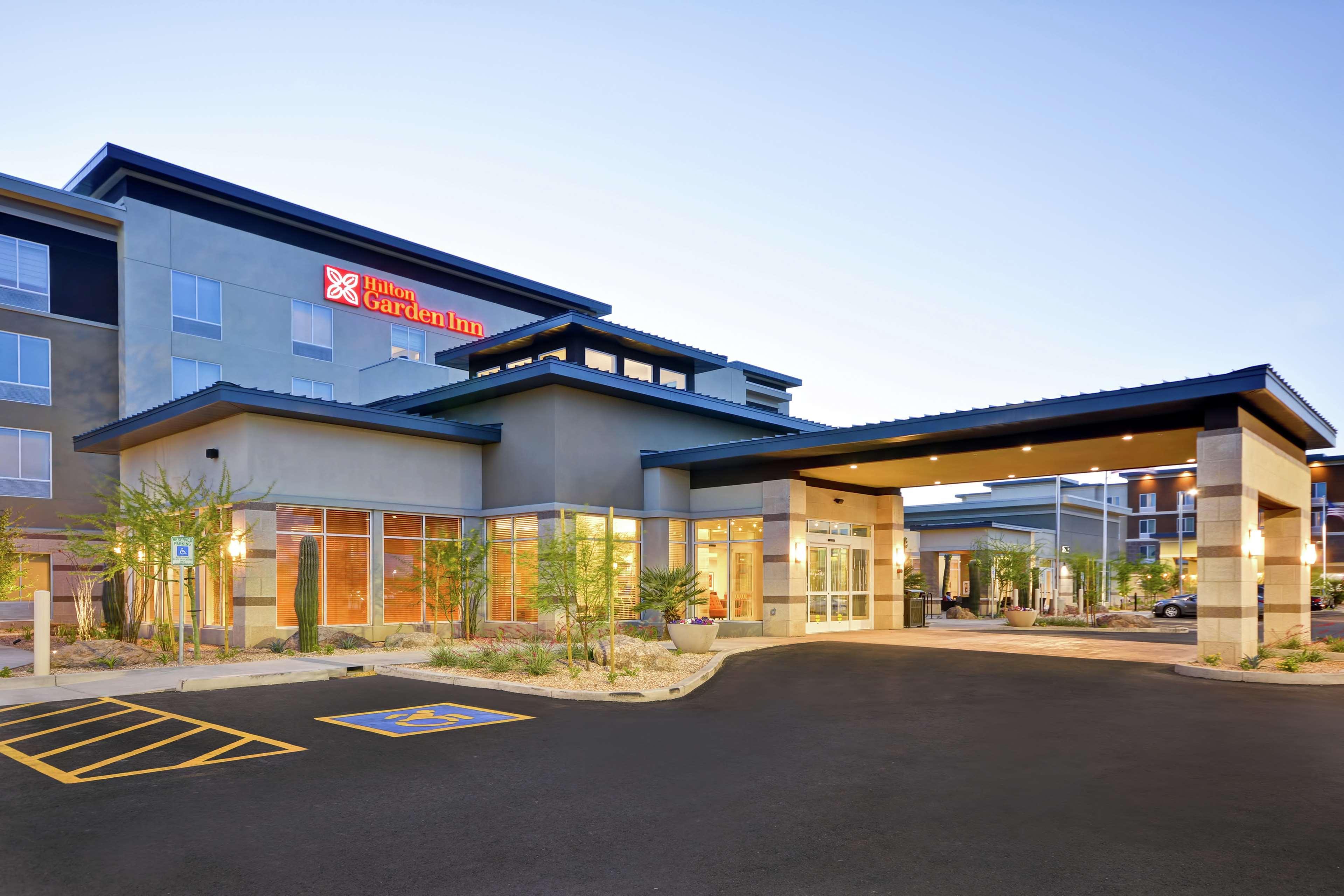 Hilton Garden Inn By Hilton Phoenix/Tempe Asu Area, Az Экстерьер фото